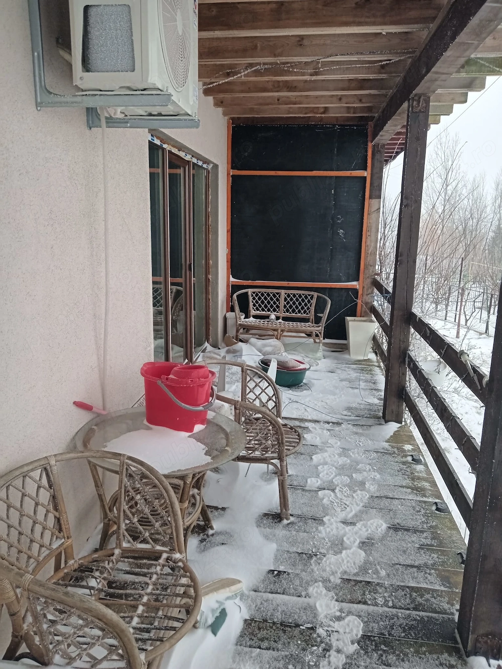 Casa din lemn,Zona Păun Bârnova