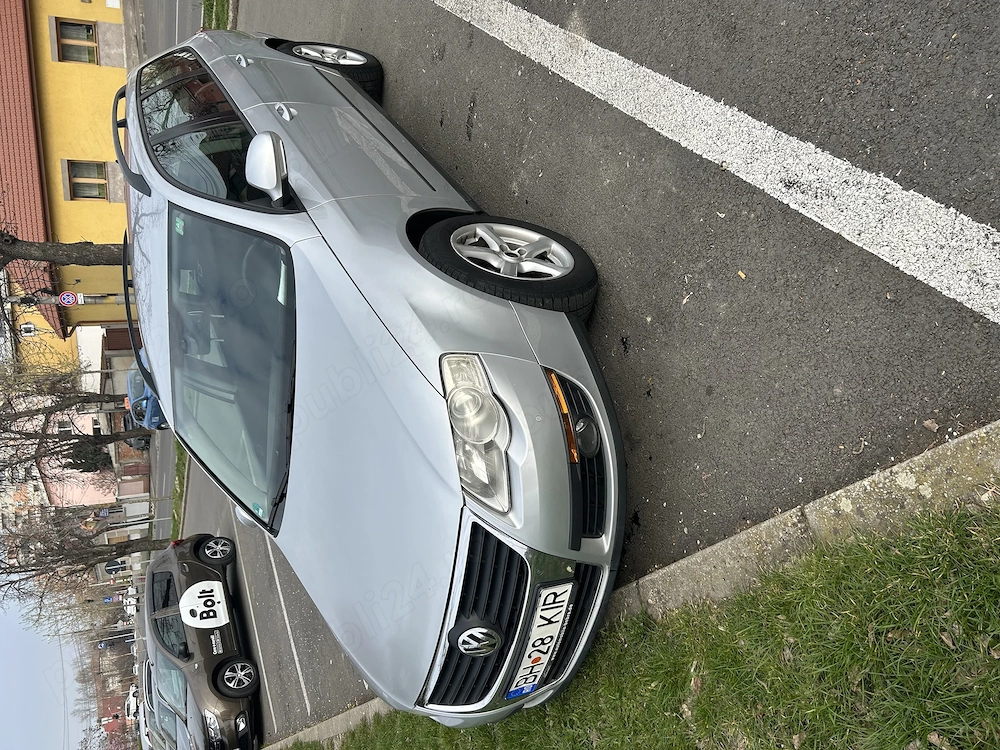 Vând Volkswagen Passat B6