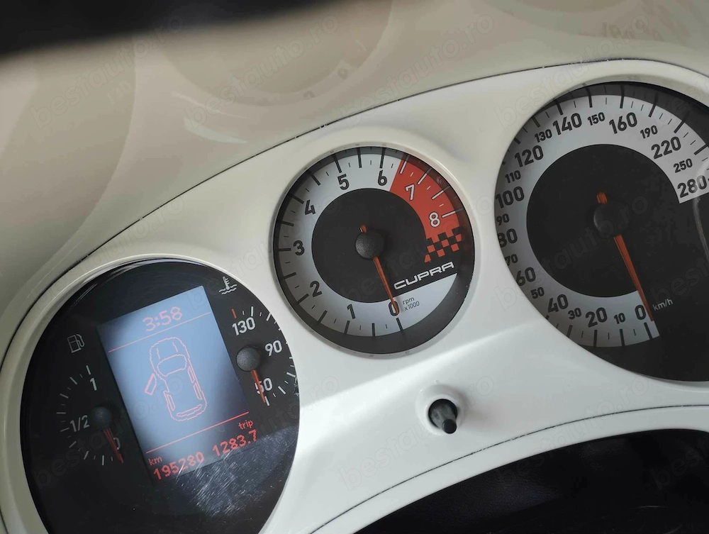 Seat Leon Cupra 2008 330hp!