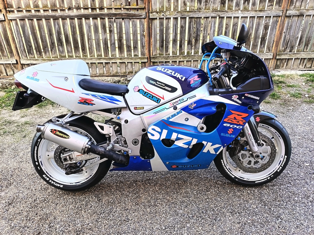CARENE suzuki gsxr 600 / 750 SRAD