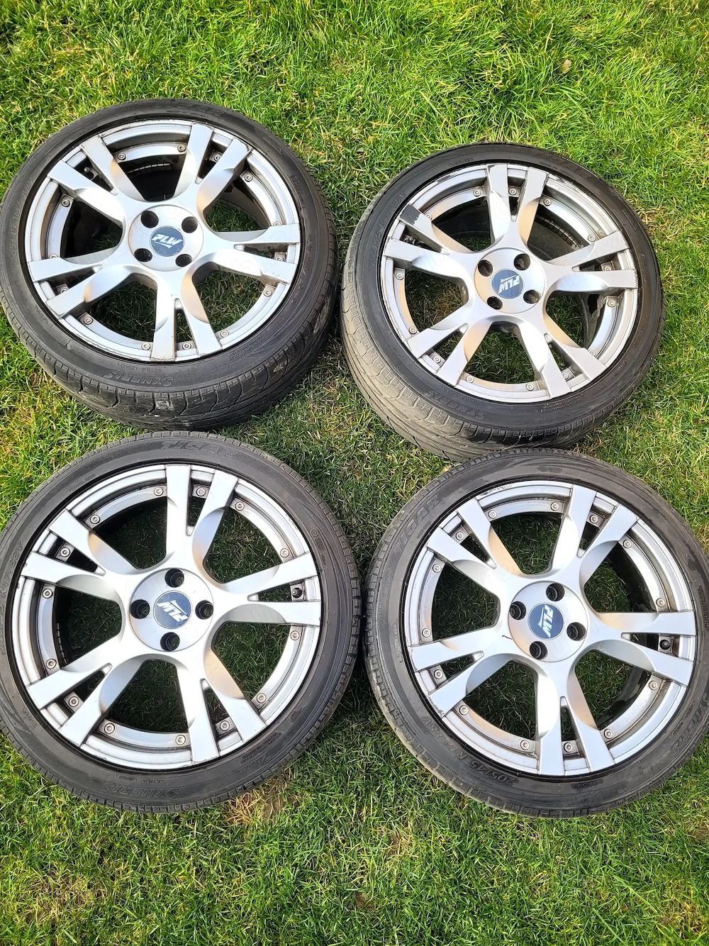 Jante aliaj Renault Clio 4