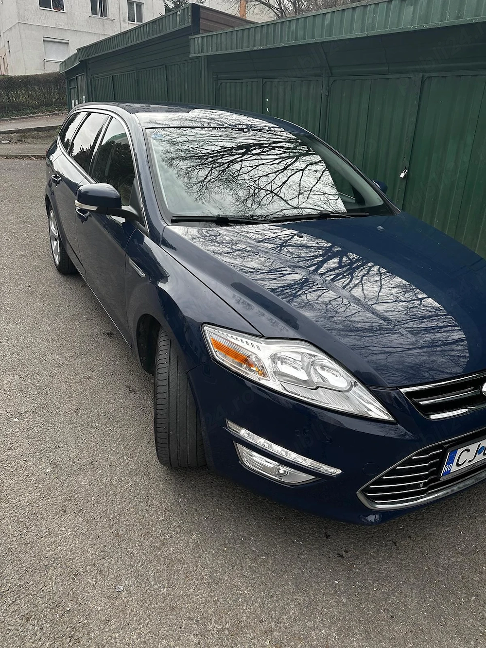 Ford mondeo 2014 diesel cutie automata culoare albastru 5260 euro neg
