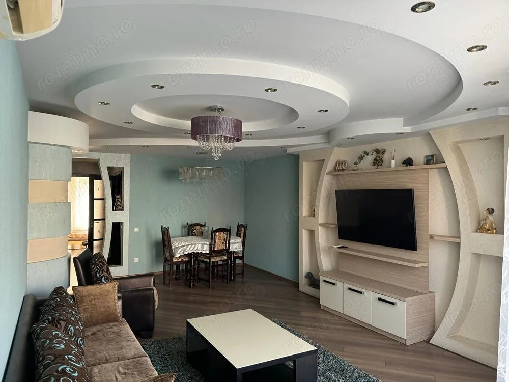 Apartament cu 3 camere in zona Banu Manta