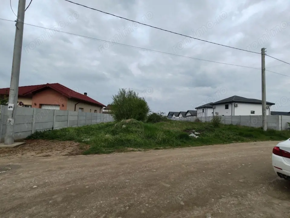 Teren intravilan 5000 mp de vânzare – zona Casa Noastră