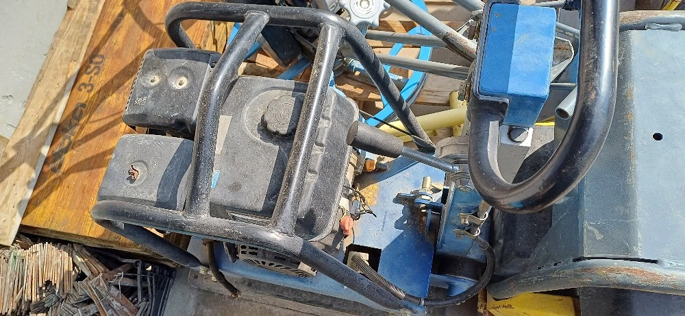 vand placa compactoare 180 kg 