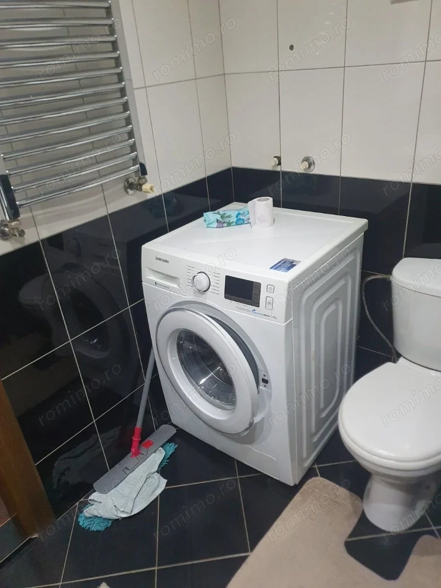 Apartament de 3 camere in zona Calea Calarasilor