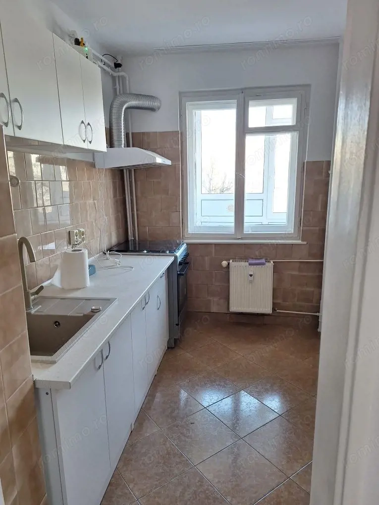 Apartament 3 camere Drumul Taberei, renovat, nemobilat, langa metrou