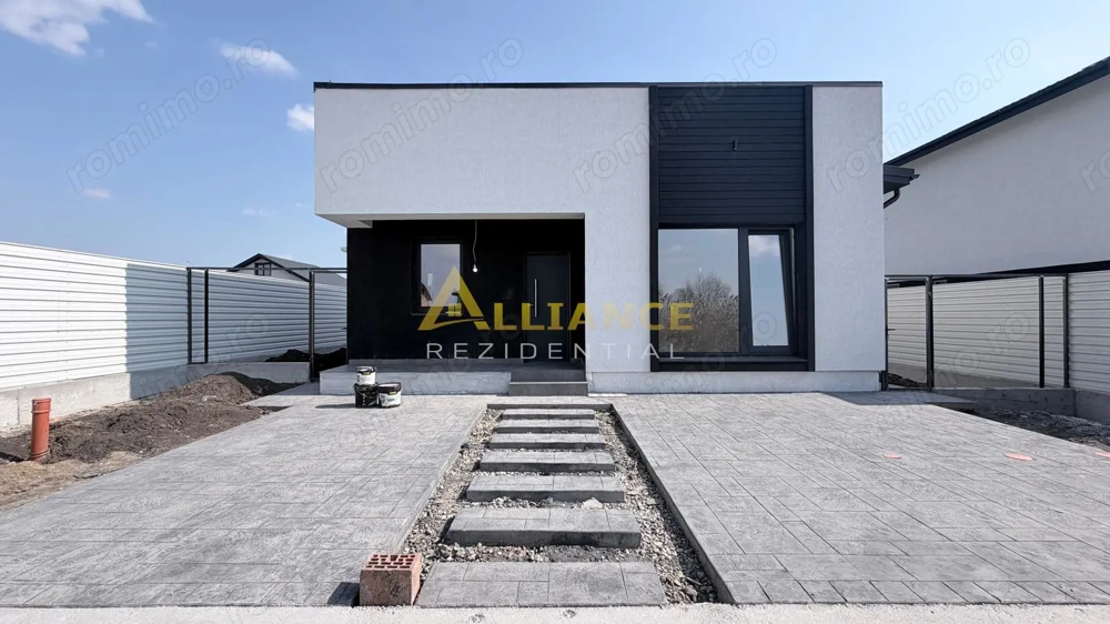 Casa Individuala - 4 camere - 2 bai - 450mp teren