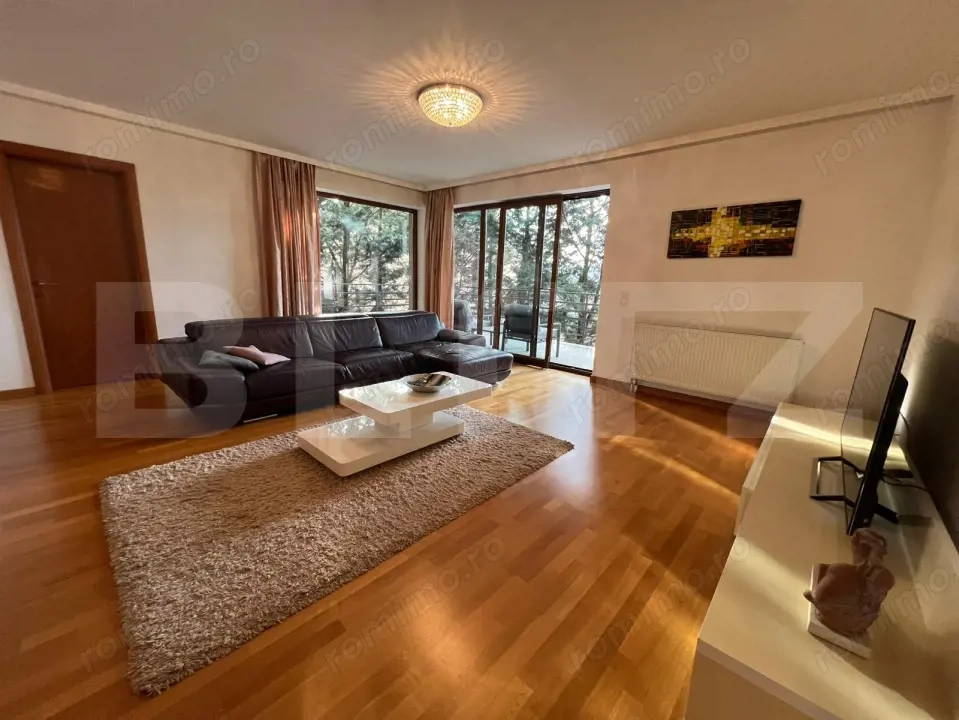 Apartament exclusivist 5 camere, 160 mp, terasă 20 mp, 2 parcări garaj 