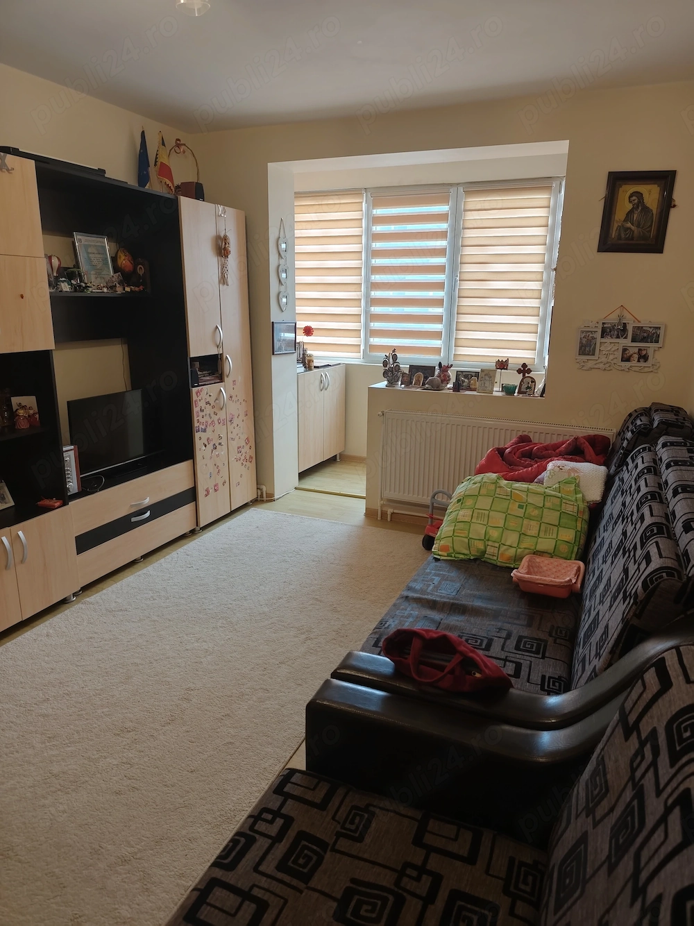 Vând apartament 3 camere