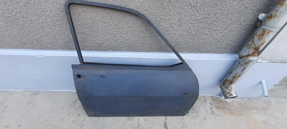 Vand usa fata dreapta Dacia 1300/1310, noua, originala Dacia (de fabrica)