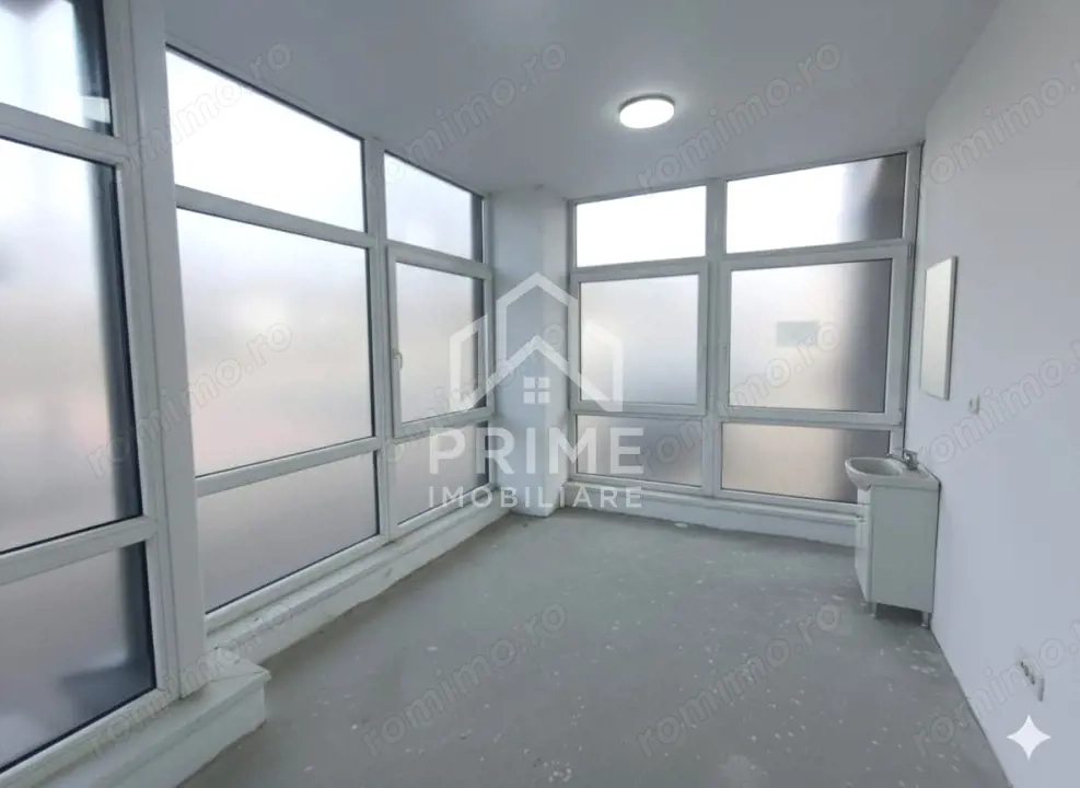 Spațiu de închiriat, ideal cabinete medicale sau salon – Zonă centrală