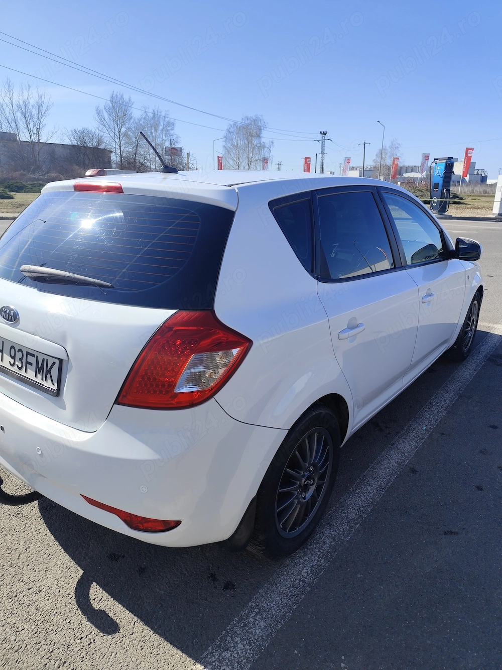 Vand KIA CEED  AN 2010 Motor 1.6 diesel  automata