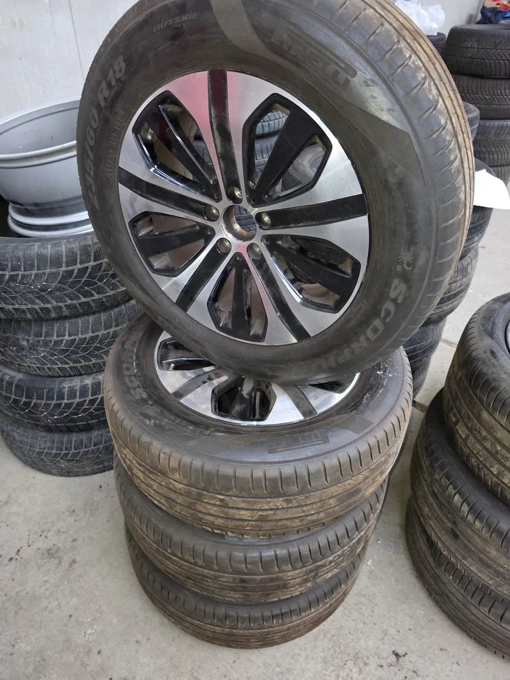 235.60R18 PIRELLI mercedes benz glc  glc coupe