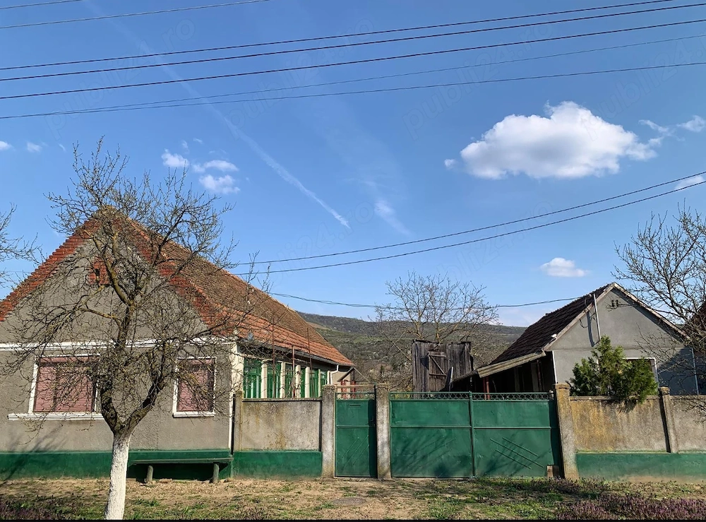 Casă de vânzare în Cuvin 