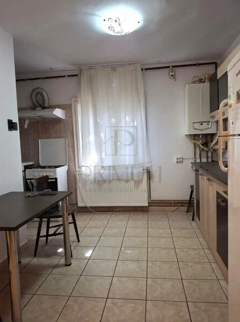 TIMOCULUI - PARTER INALT - 3 CAMERE - 2 BAI - BALCON - CENTRALA PROPRIE - DECOMANDAT