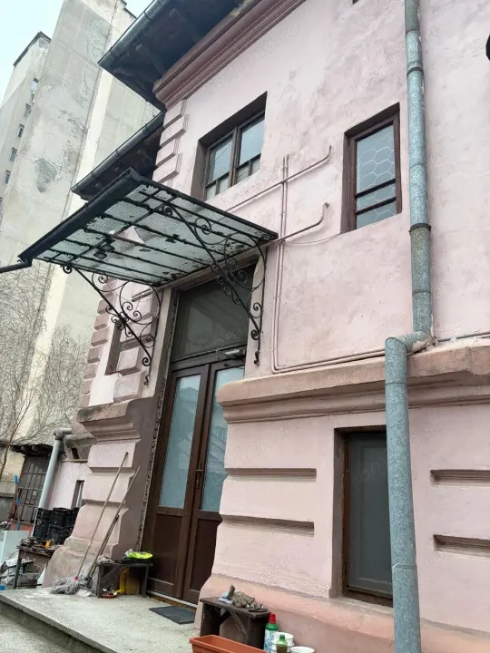 Apartament 2 camere decomandat , 50 mp , et 1/1 , ultracentral Fratii Buzesti.