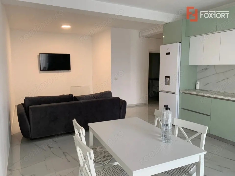 Apartament cu 3 camere de inchiriat, zona Dumbravita