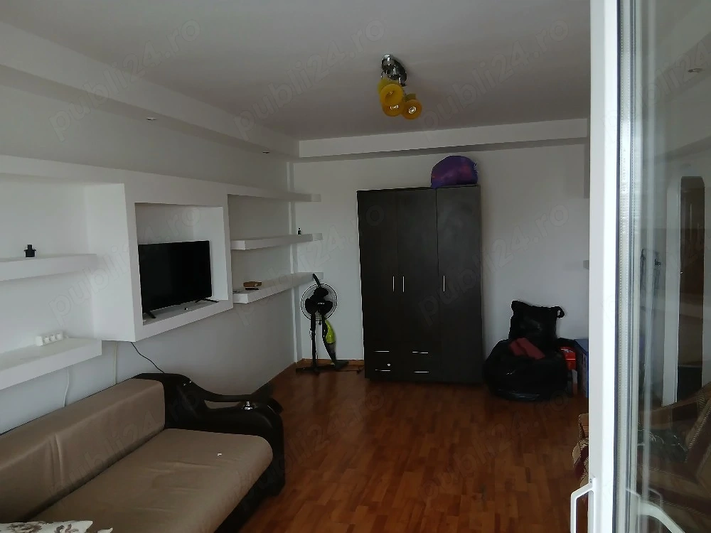 Inchiriez ap 1 cameră Buzăului 