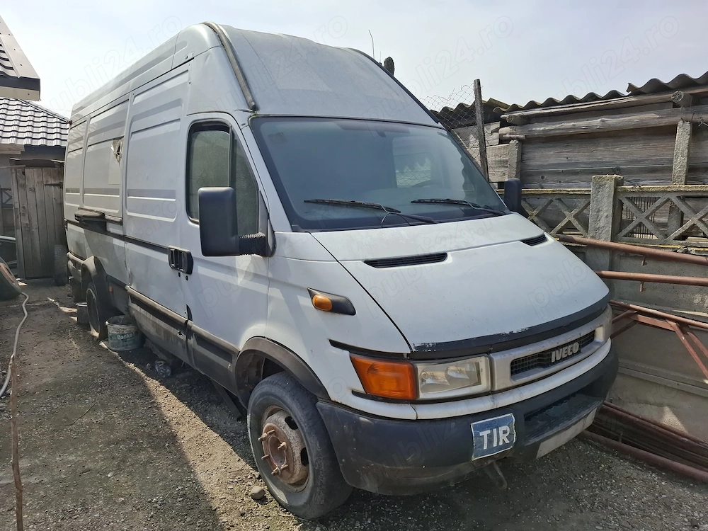 Vand / Dezmembrez IVECO DAILY 65C15