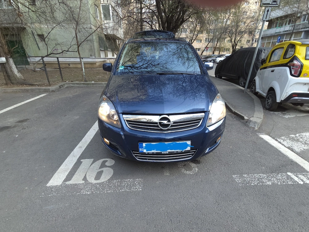 Masina Opel Zafira B, 1.6 Benzina, 26.09.2011 4 900  