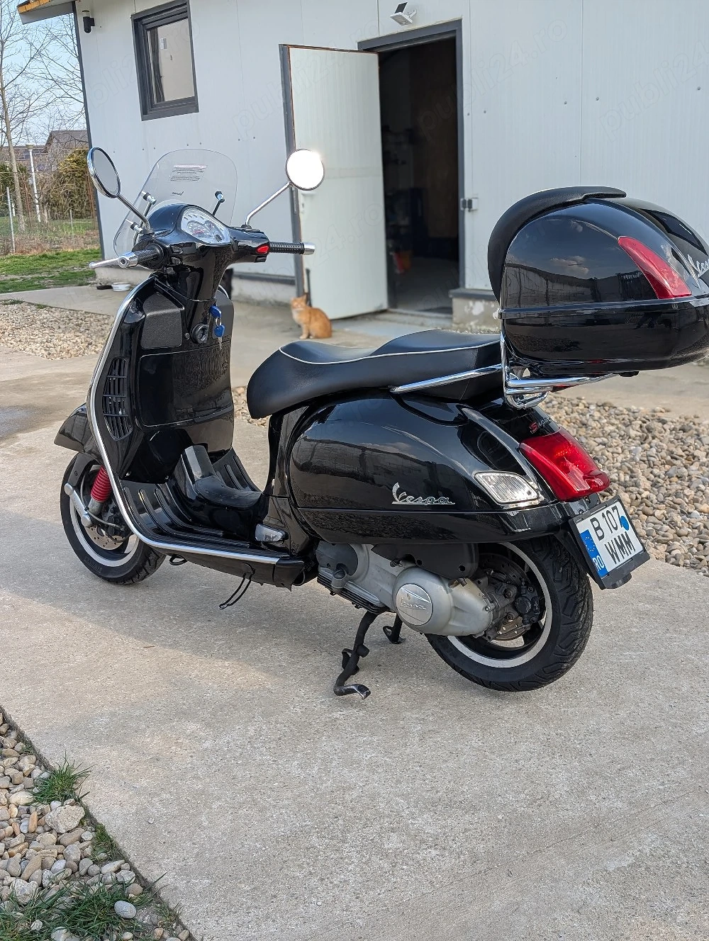 Vespa 300 gts inscrisa