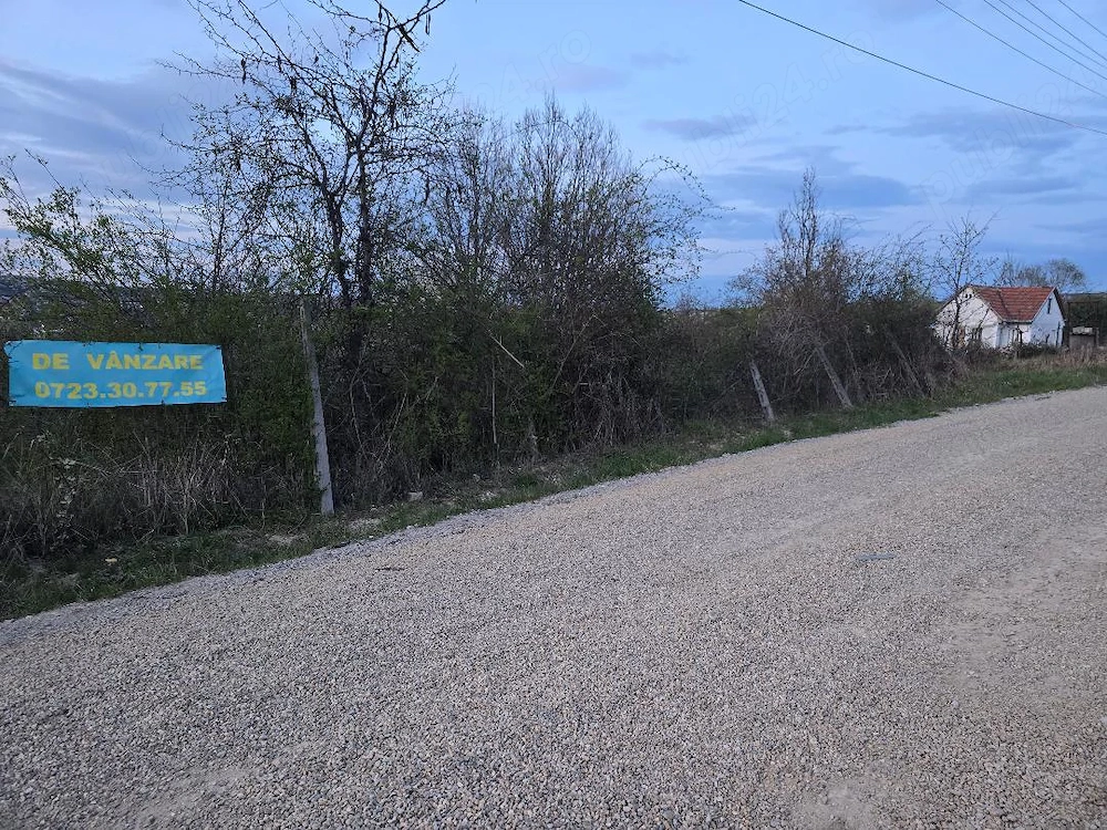 Vand teren Zona Colinelor-Raspantiilor, 1000 mp , cu utilitati, si gaz