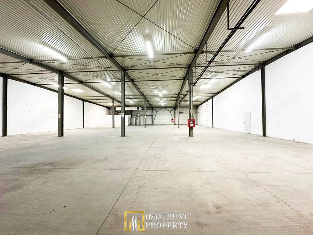Hala de inchiriat Arad – 1.135 mp pentru comert, servicii