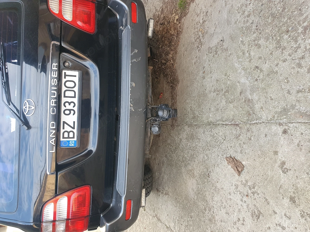 Vând Toyota Land Cruiser 100 autoutilitara 2002