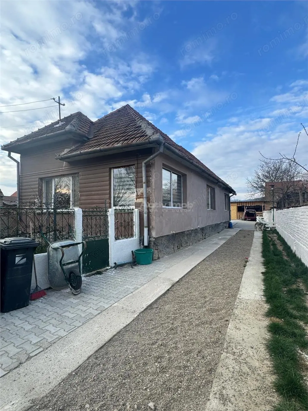 Casa - Saulesti - 2 dormitoare