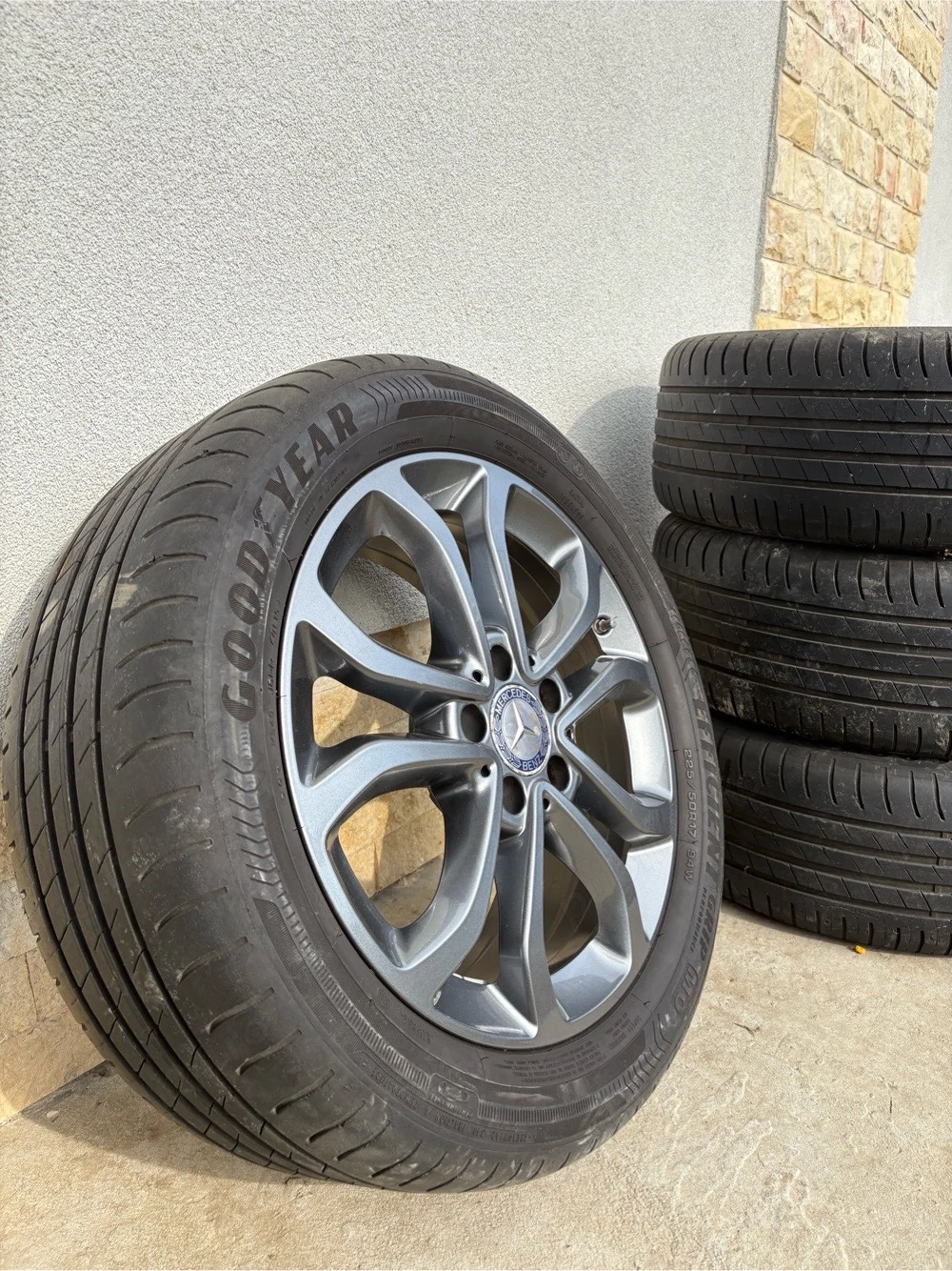 Jante Aliaj Mercedes R17