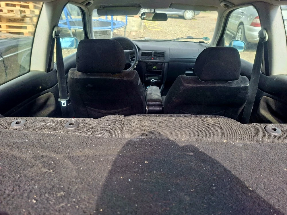 Golf 4 1.6 Sr benzina Dezmembrez 