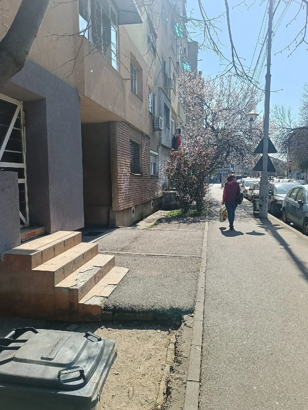 Inchiriez spatiu comercial locatie de top vad foarte bun Strada Crisan intersectie Mihai Viteazu