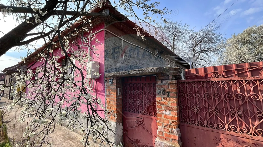 Casă / Vilă cu 4 camere de vânzare Santandrei