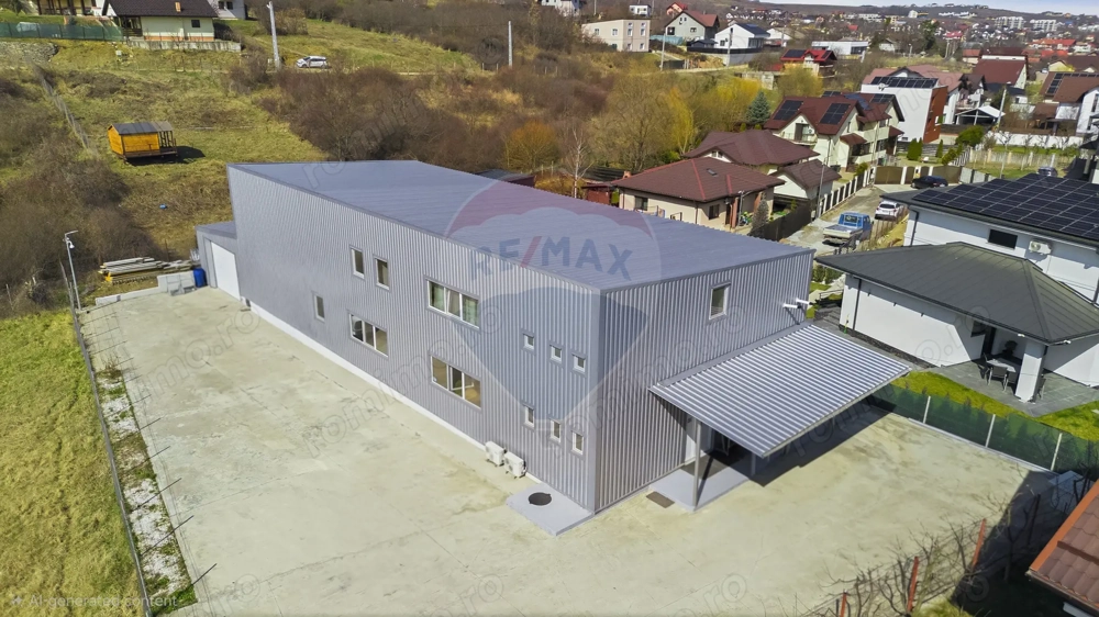 Hală Multifuncțională de Vânzare 600mp și Teren 924mp în Bucium - Iași