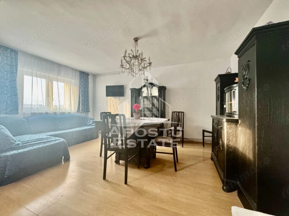 Apartament 4 camere, tip samant, 130mp utili