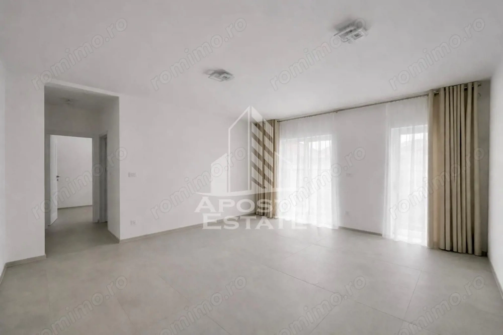 Apartament 2 camere de vanzare, curte proprie, zona Giroc/Braytim