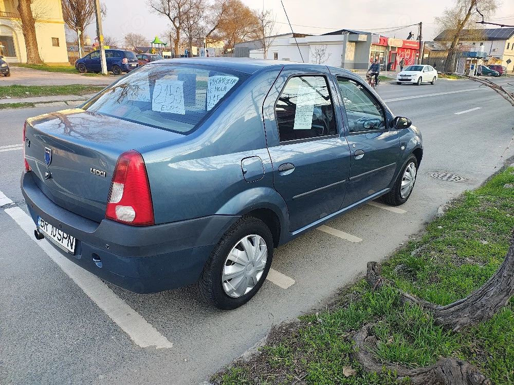 Dacia Logan cu 97000 km la 2150 euro