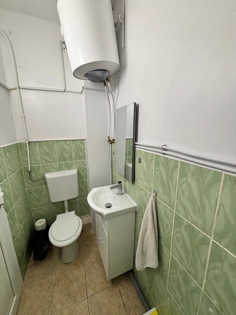 Inchiriez garsoniera 20mp nemobilata pretabil spatiu comercial birou