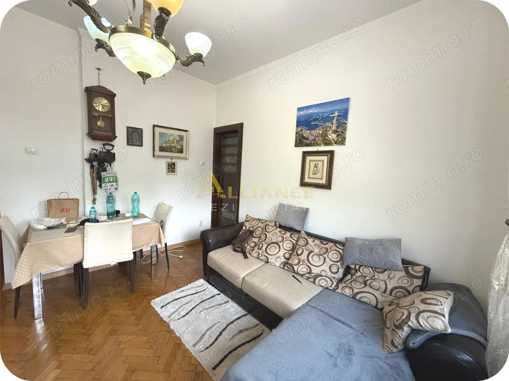 Apartament 2 camere etaj 1 zona Unirii centrala perfect pentru locuit sau investitie