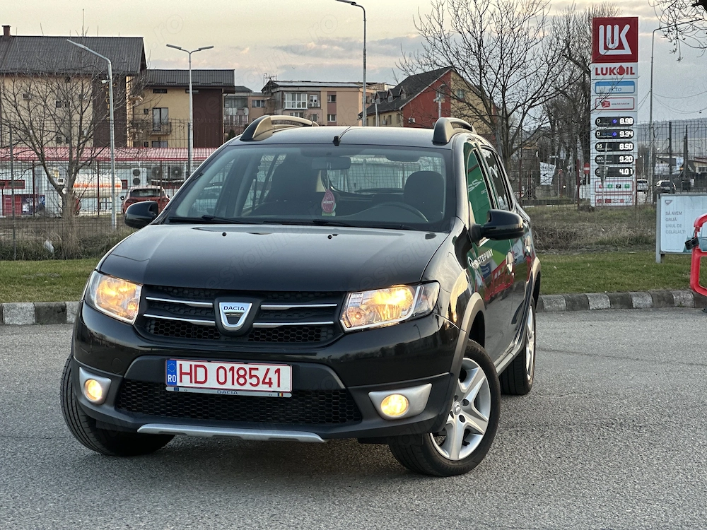 Dacia Sandero Stepway*benzina*clima*2016 luna 06*navi*factura*euro 6 !