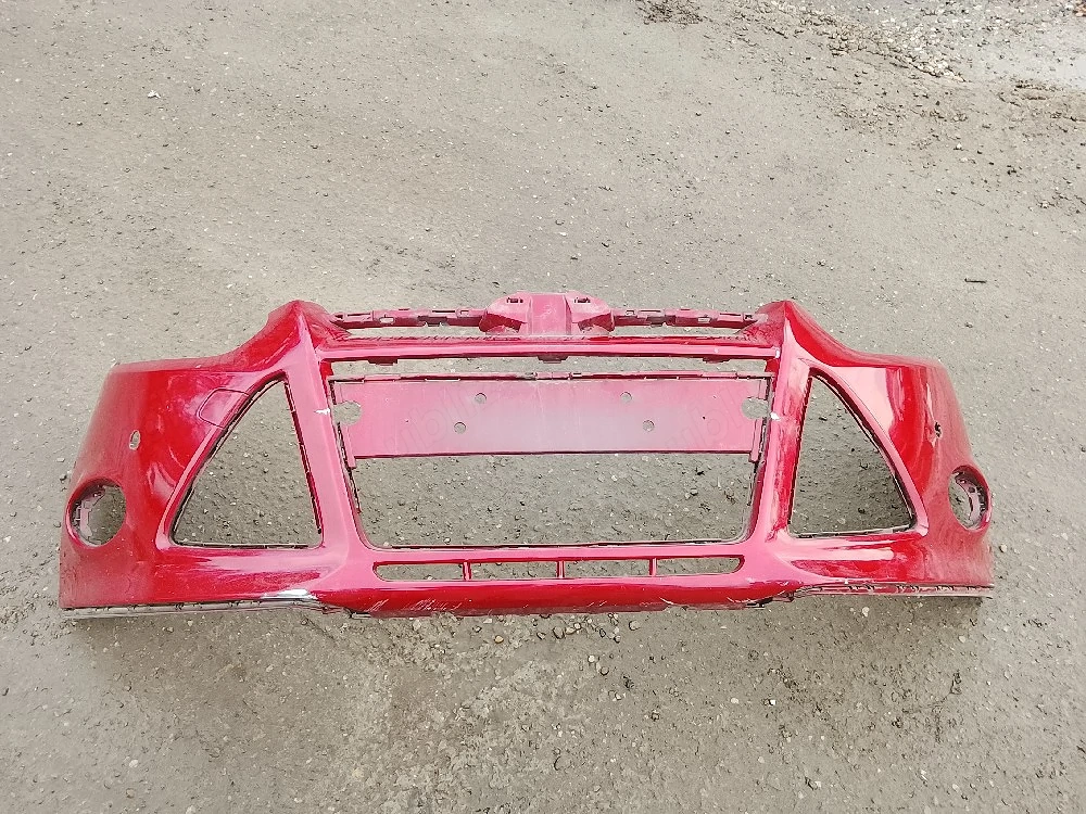 bara fata Ford focus 