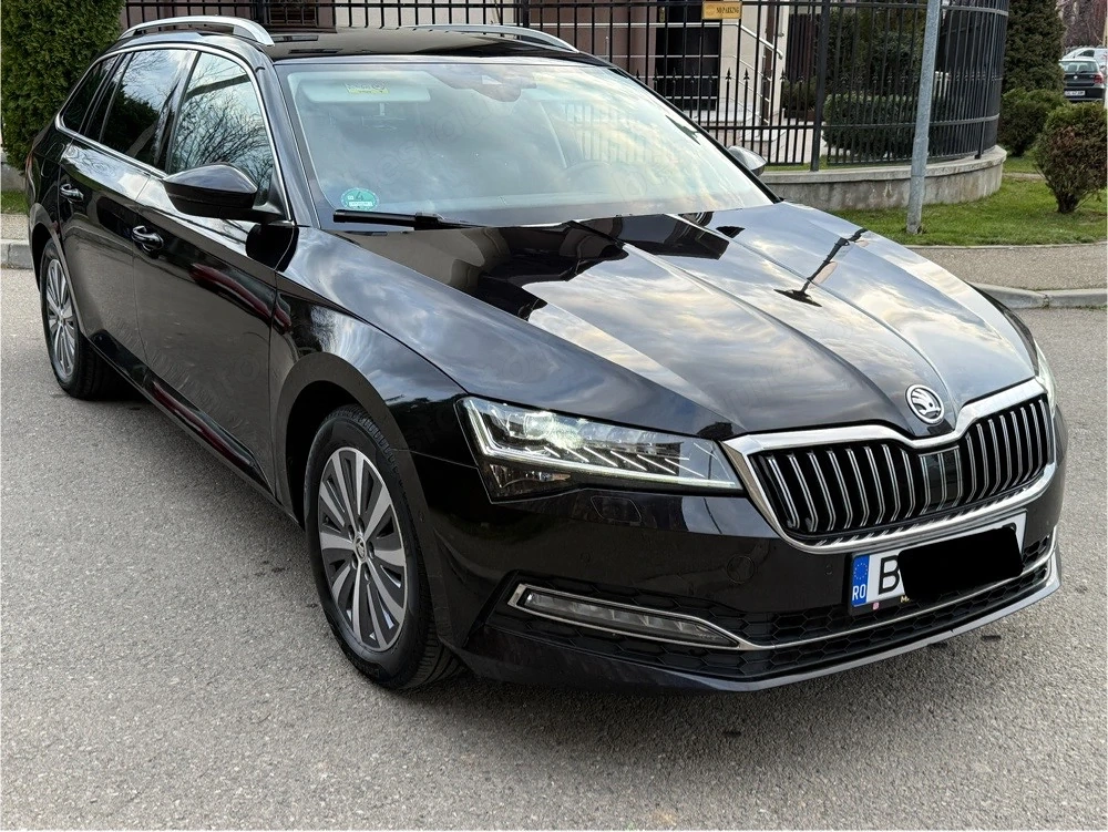 Skoda Superb Style 2.0 Tdi Dsg 200 Cp Cockpit Distronic Matrix Navi Istoric Skoda