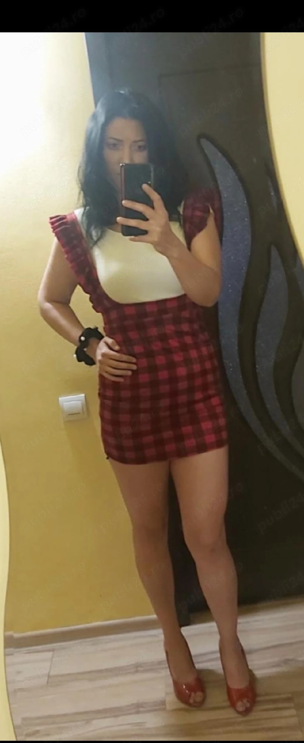 Elena  total si domniare