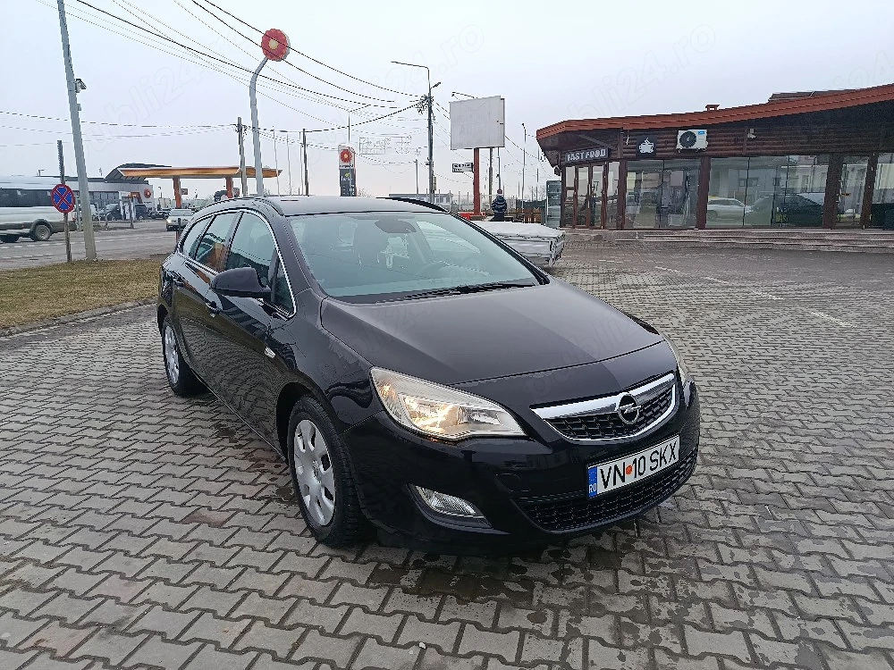 Opel Astra J 17 dizel 
