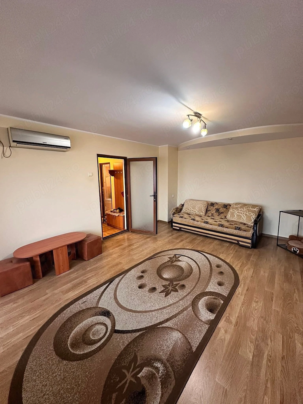 De vanzare garsonieră cu balcon, confort 1, 45mp, mobilata si utilata zona Episcopiei