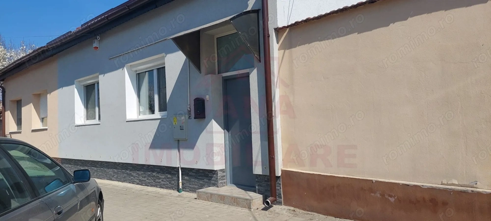 1\2 DUPLEX, DE VÂNZARE, 4 camere\CARANSEBEȘ\ ZONĂ CENTRALĂ\JUD.CS