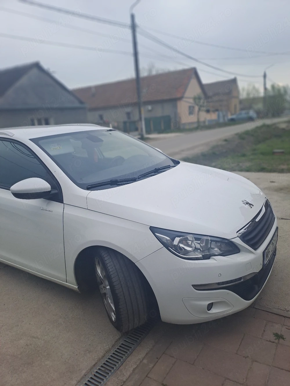 peugeot 308 ,An 2016, 5399 euro neg