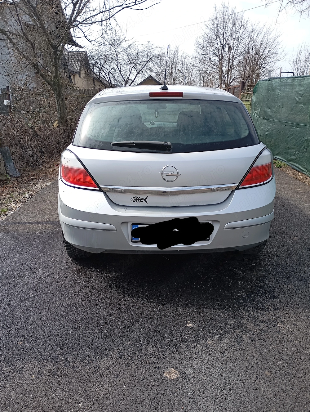 Vând Opel Astra A- H ,2005 benzina,proprietar 