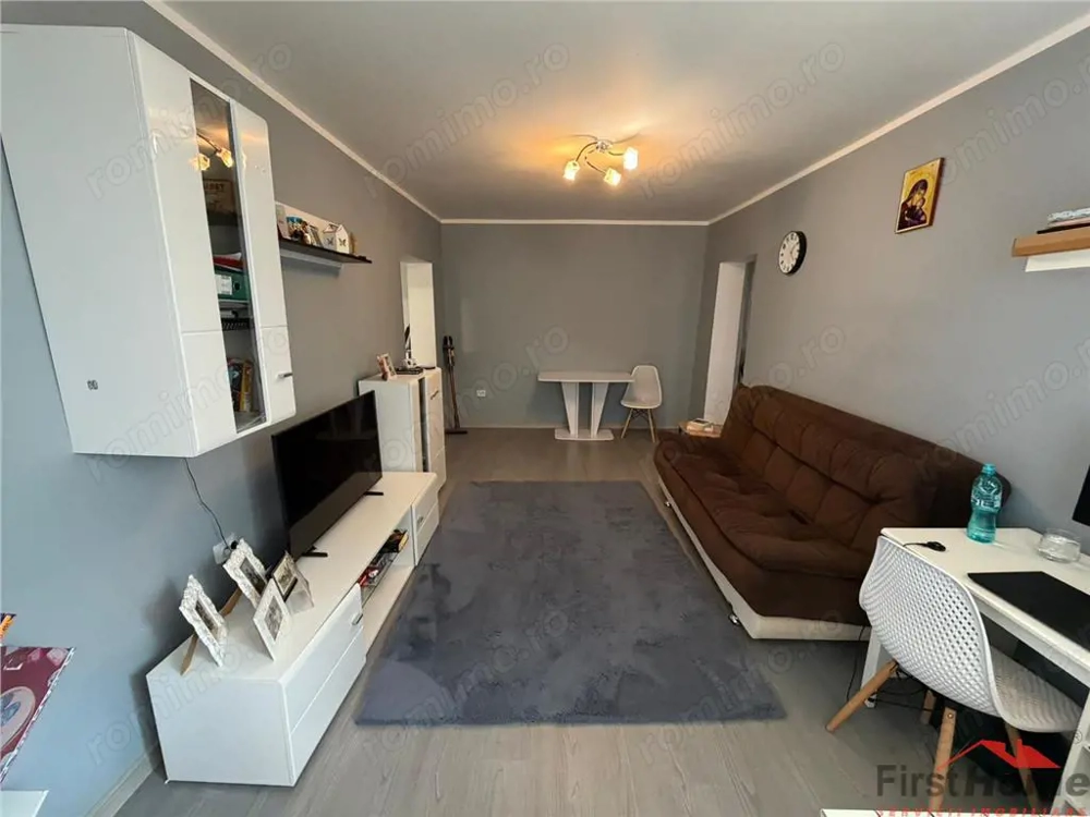 Apartament 2 camere, parter, str Barsei , renovat complet + mobilat- Lidl